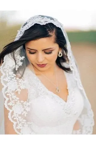 3 Meters Long Tulle Wedding Veil Lace Applique Edge APWV0014