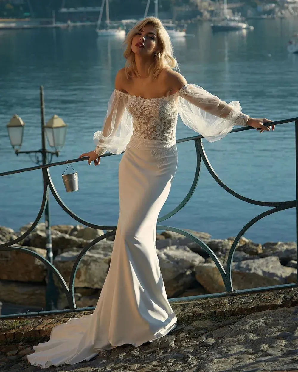 Boho Crape Mermaid Wedding Dresses Puff Sleeves Lace Appliques Beach Bride Dress Elegant Beach Wedding Gown