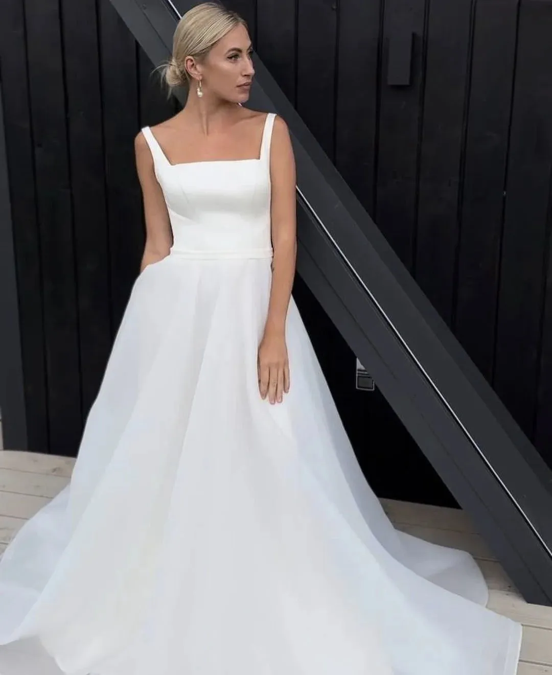 Customize Vestidos de Novia 2025 A-Line Square Collar Floor length Tulle Organza Bridal Gowns Stunning Robe De Mariee Beach
