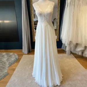 Elegant Bohemian Wedding Dresses Lace Appliques A-Line Floor-Length Backless O-Neck Sleeveless Bride Gown Robe De Mariée