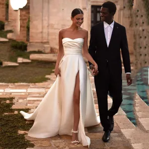 Elegant Satin Ivory Wedding Dresses 2025 Sweetheart High Split Beach Wedding Gowns Long Train Bride Dress Robe de Mariage