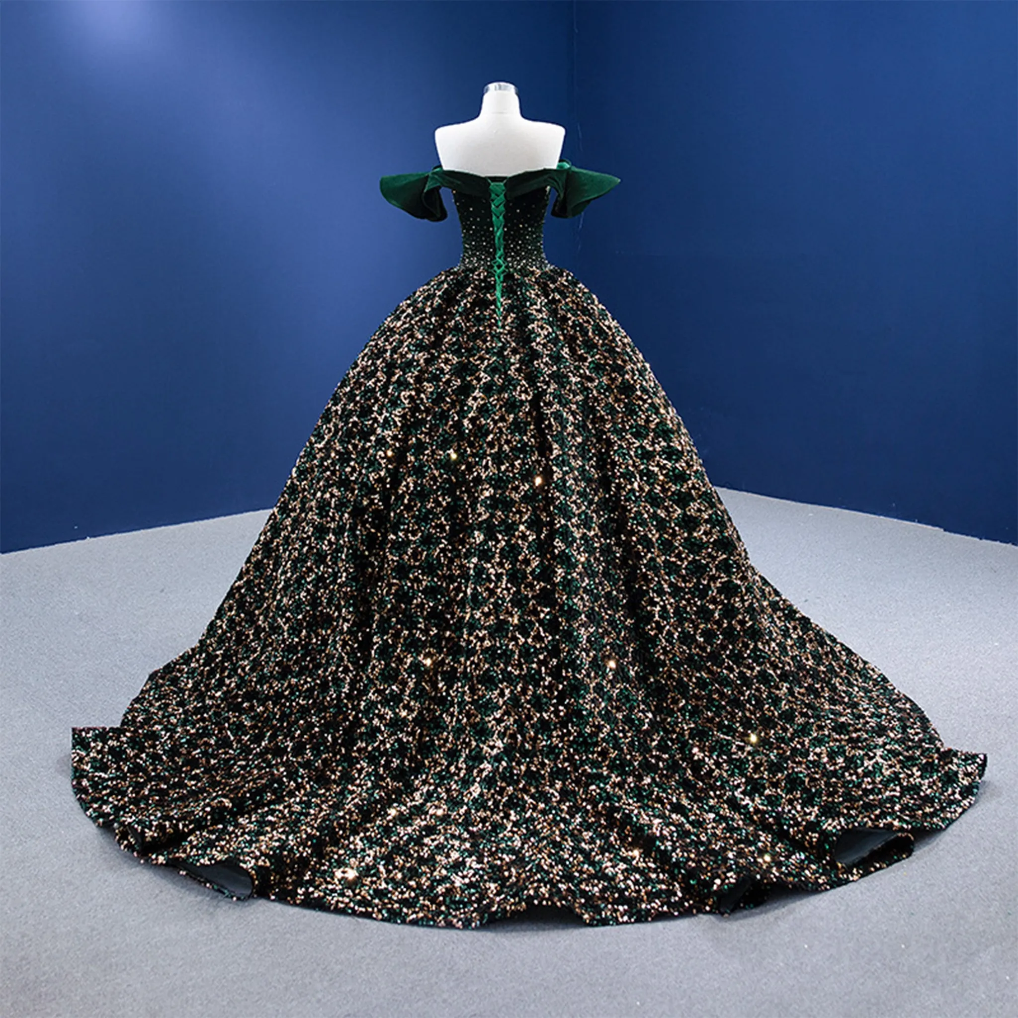 Fashion Off The Shoulder Ball Gown Sparky Sequins Quinceanera Dresses