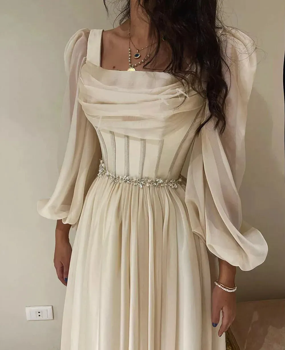 Ivory Long Sleeve Chiffon Short Prom Dresses Pleats Fitted Bones Beaded Formal Party Women Gowns Dubai Evening Dress