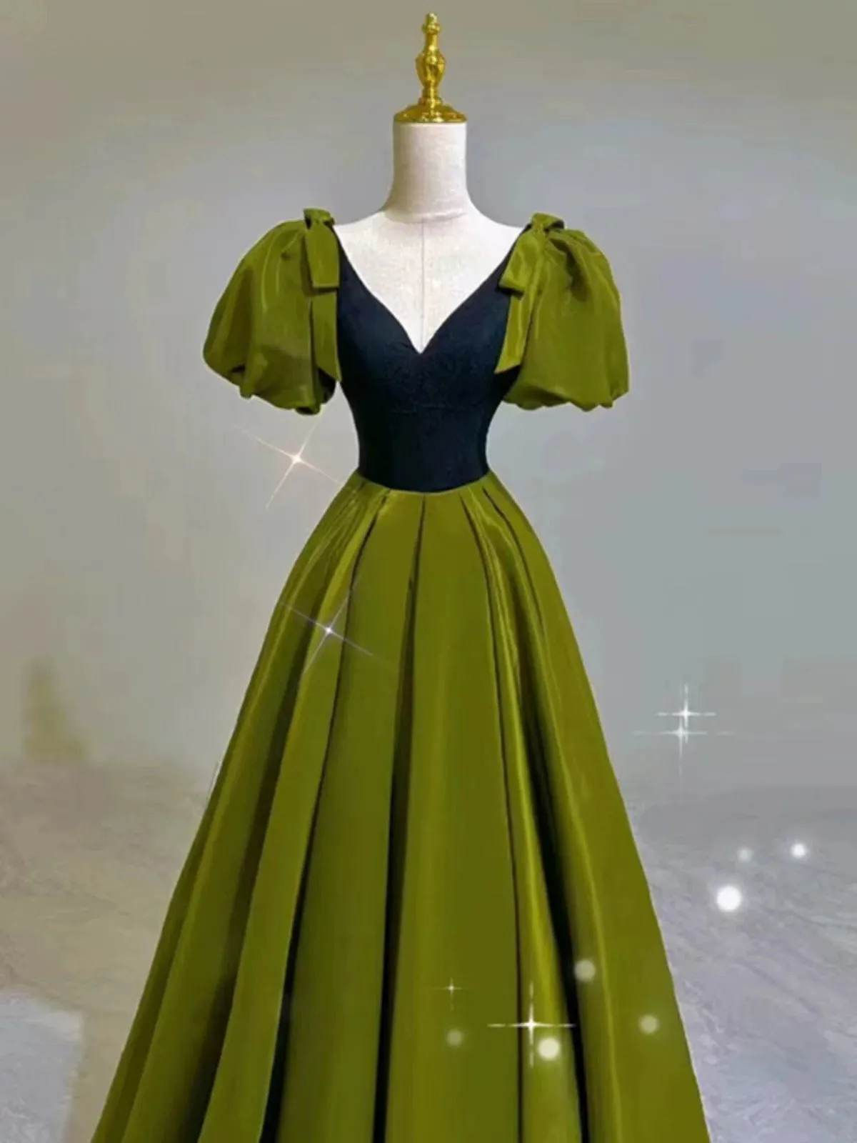JazzHer Elegant Ball Gown V Neckline Olive Green Satin Long Prom Dress Evening Dresses (PRE-ORDER)
