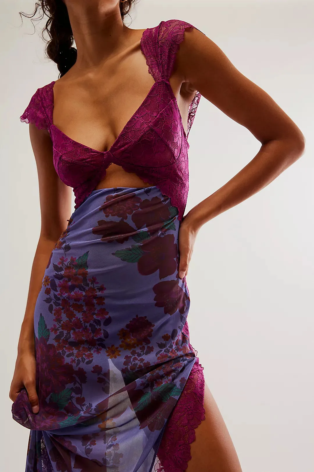 Jovie - Floral Sheath Feminine Dress