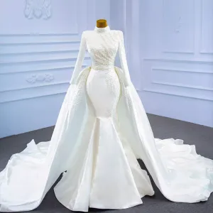 Long Sleeve O-Neck Mermaid Wedding Dress with Detachable Skirt
