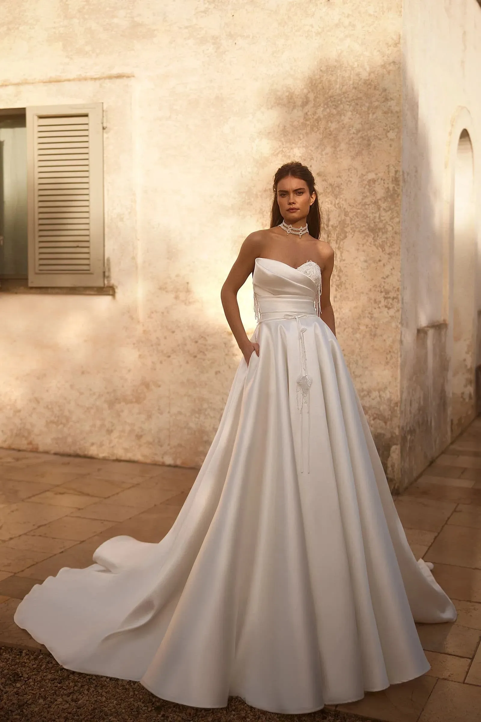 Luxury Satin Wedding Dresses A-line Bridal Gown High Quality Bride Dresses Vestidos De Novia