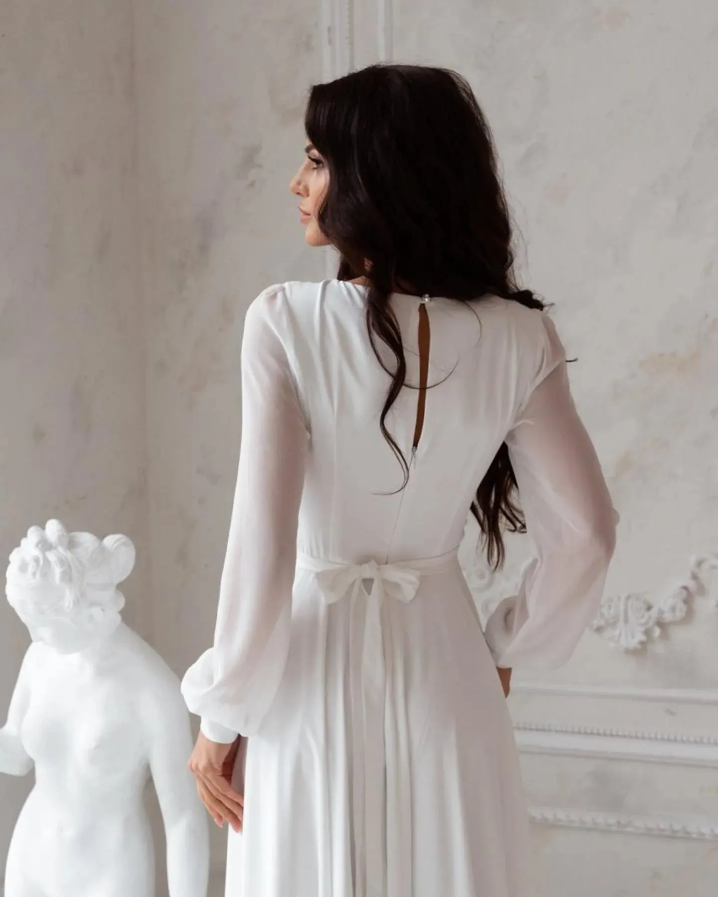 Luxury Store Chiffon Wedding Dresses White Dresses Womens A-Line vestidos boda playa Elopment Full Sleeves Vestido De Novia