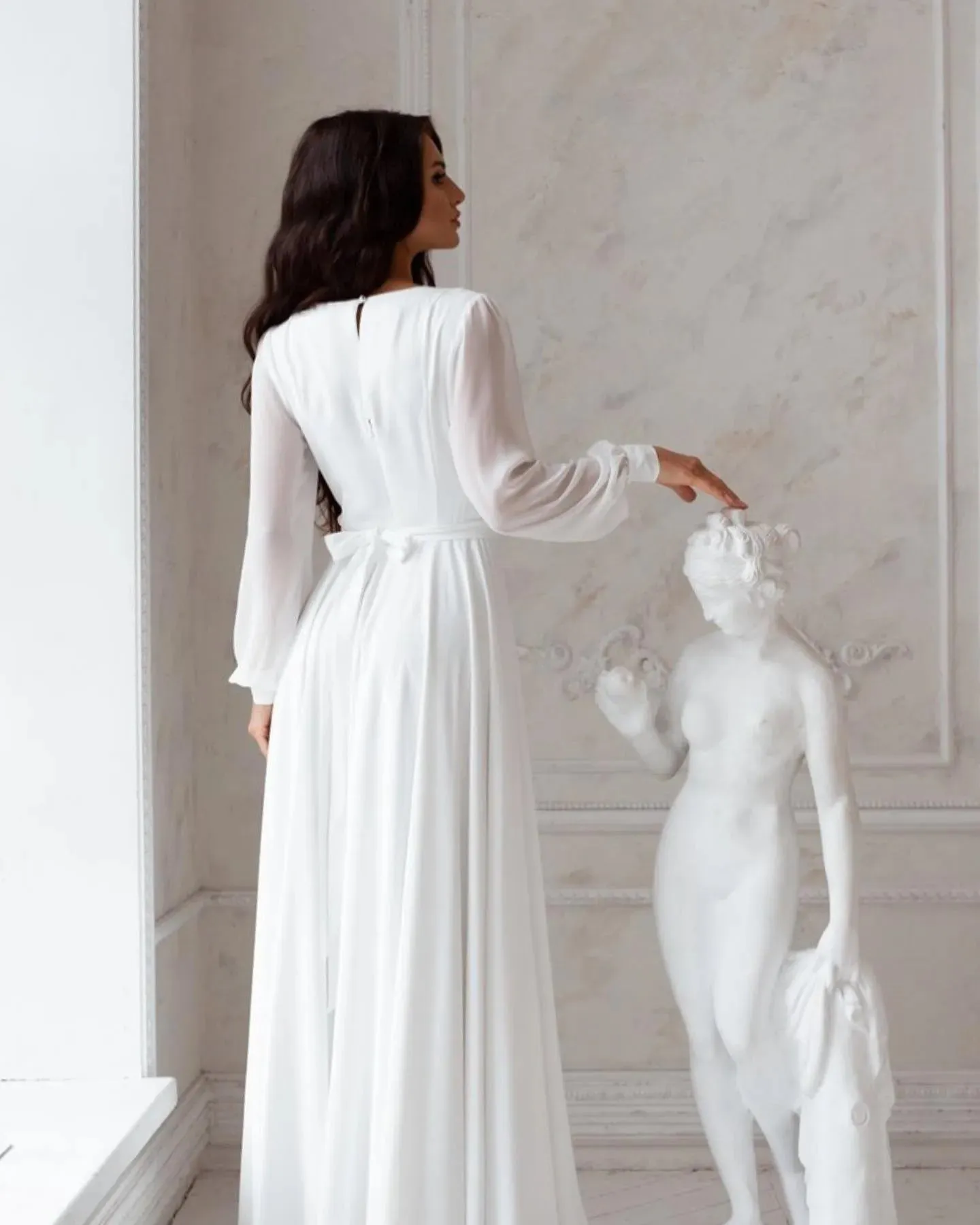Luxury Store Chiffon Wedding Dresses White Dresses Womens A-Line vestidos boda playa Elopment Full Sleeves Vestido De Novia