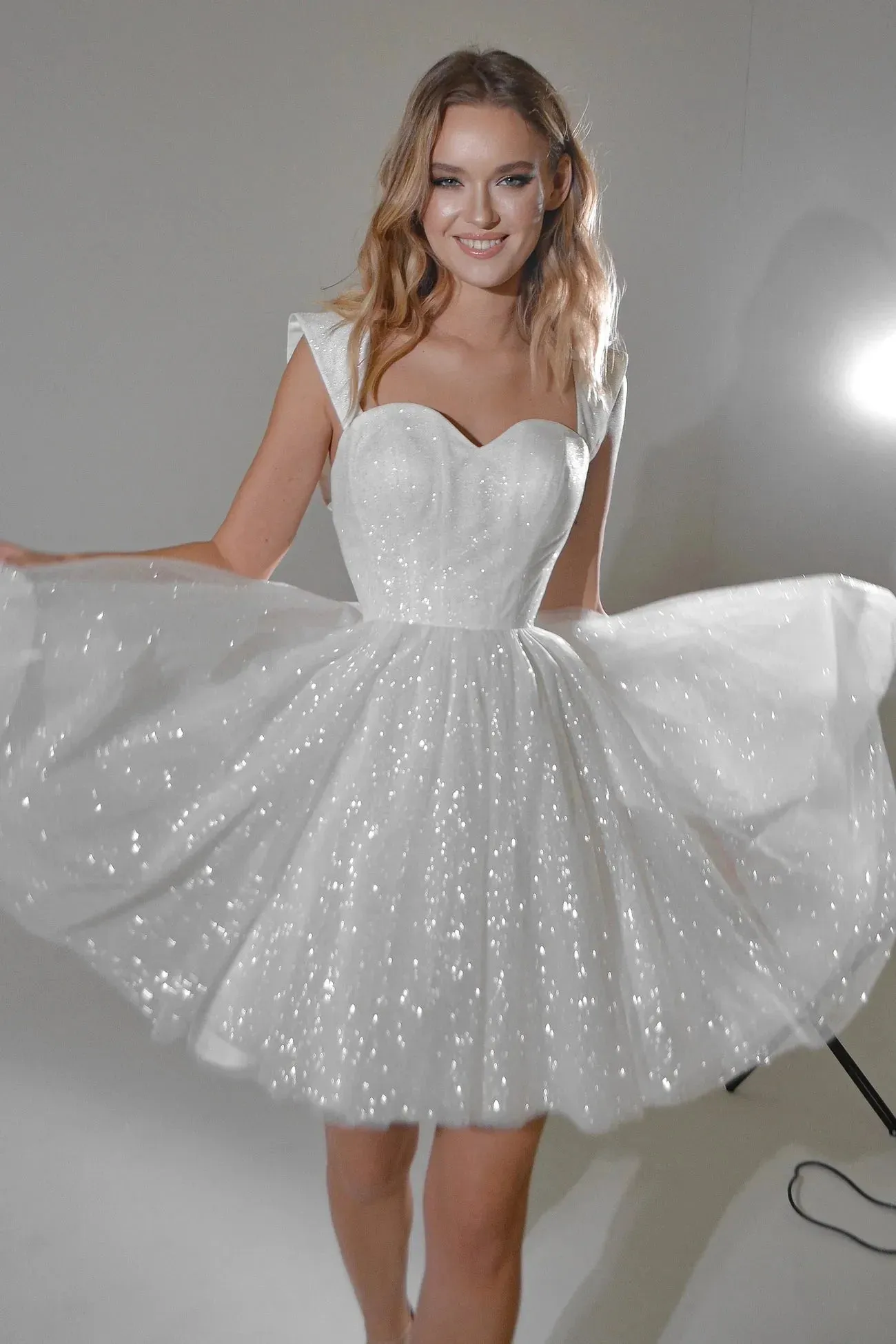 Mini Wedding Dresses For Women Sparkling Tulle A-line Vestidos De Novia Princesa Sweetheart Off Shoulder Bride Party