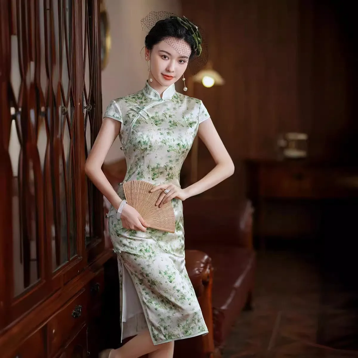 Modern Chinese dress, Evening Dress, Silk qipao, Floral print, Spring dress, mandarin collar