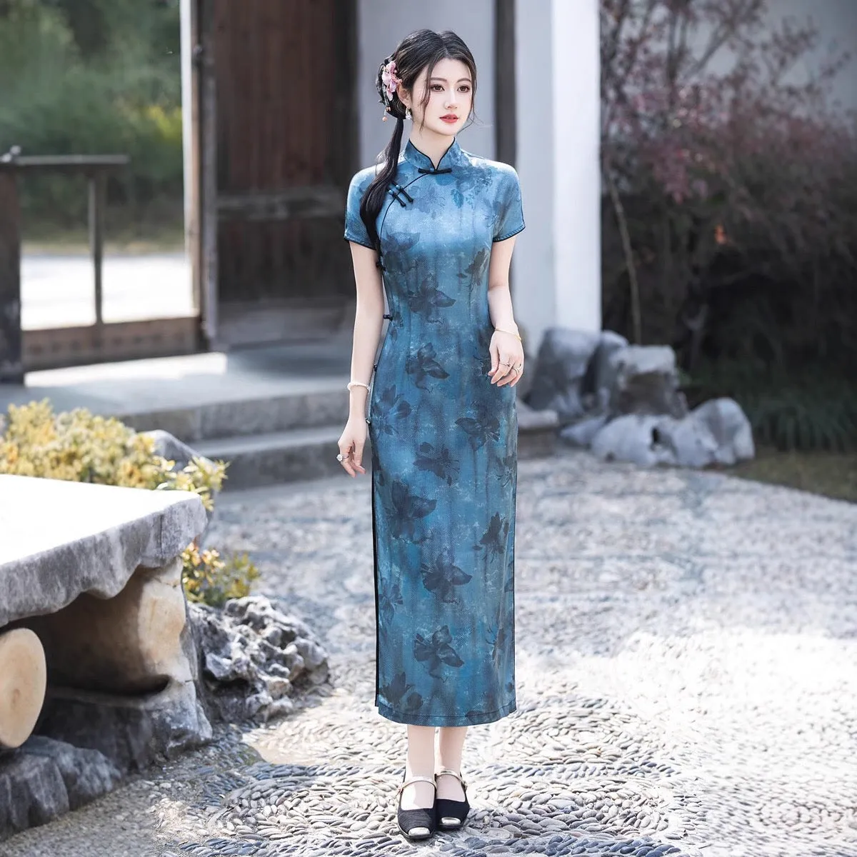 Modern Chinese Qipao, Blue Cheongsam, Long Evening Dress, floral print