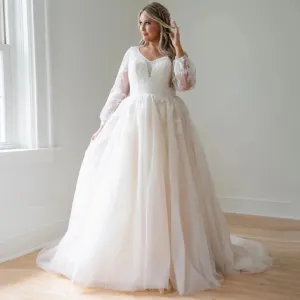 Plus Size Vestidos De Novia V Neck Long Sleeve Lace Wedding Dresses Customized Appliques Vestido De Noiva