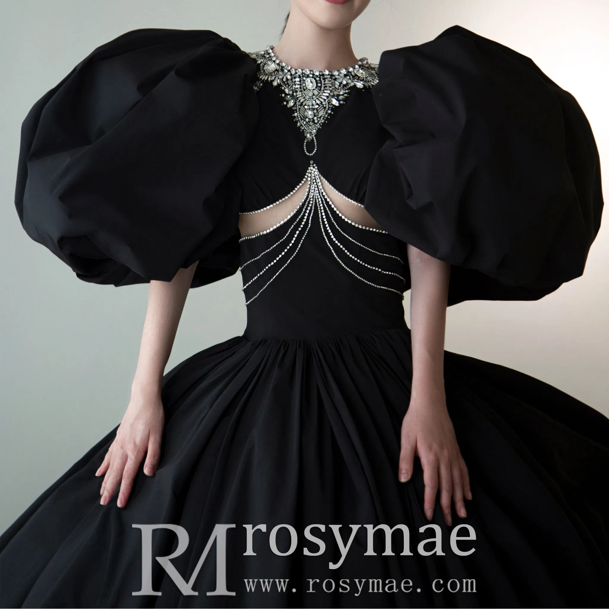 Sexy Ball Gown Black Wedding Dress with Short Puffy Sleeves