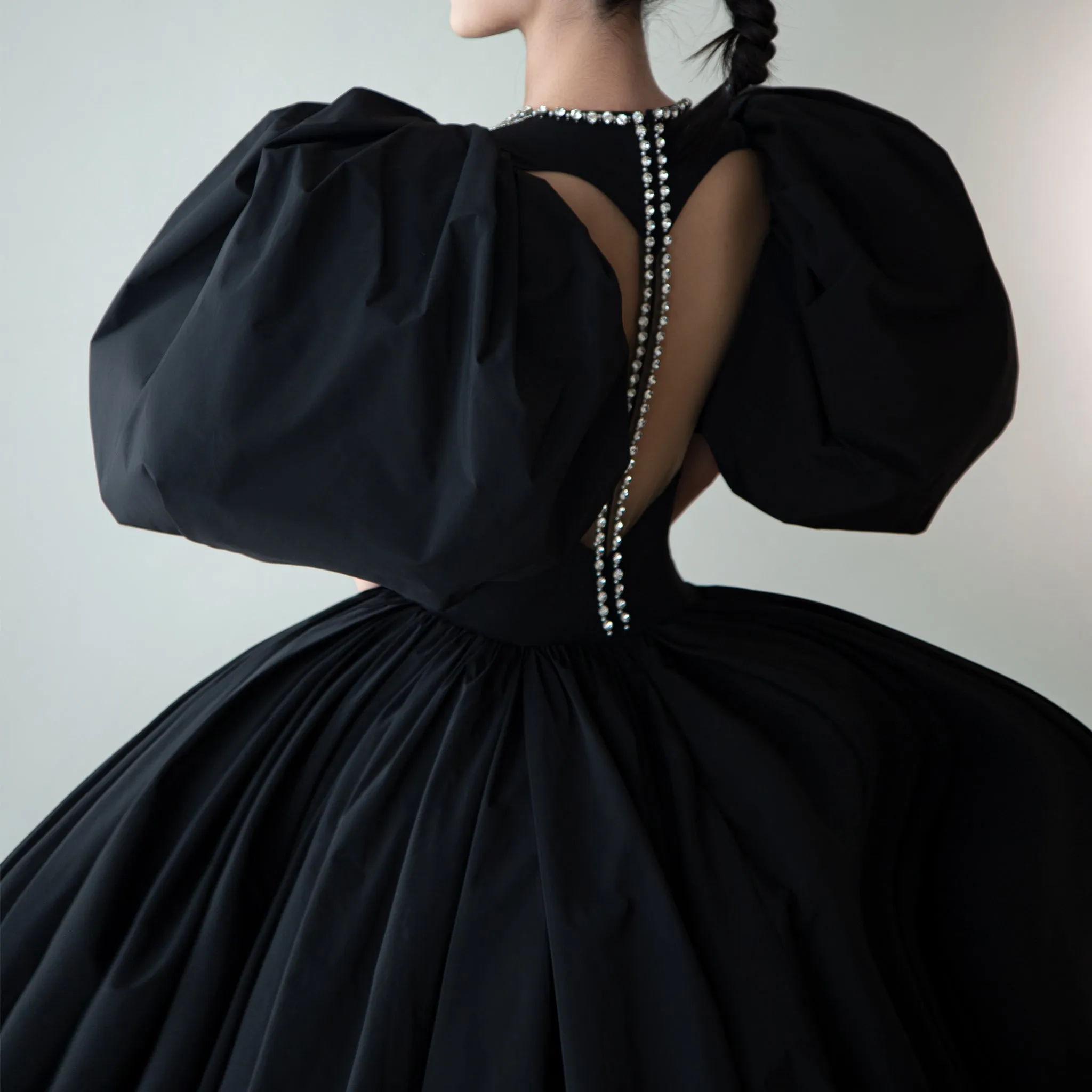 Sexy Ball Gown Black Wedding Dress with Short Puffy Sleeves
