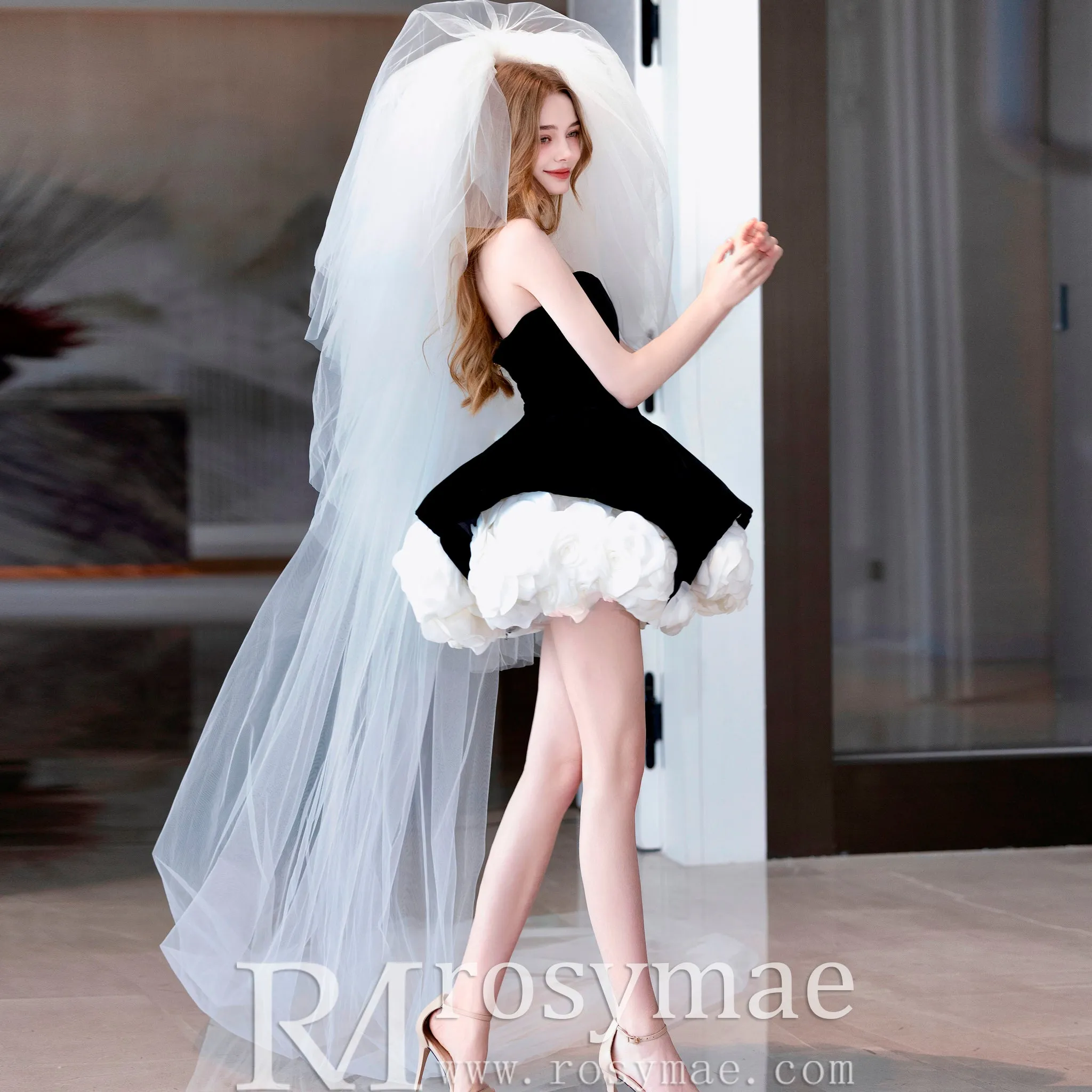 Short Little Velvet Wedding Dress with Handmae Rose Flower