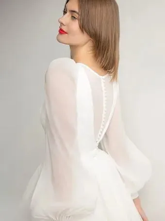Short Wedding Dresses Jewel Neck Short Long Sleeves Natural Waist Short Organza Wedding Dress Satin Mermaid Bow Satin Court Train Sleeves White Bridal Princess Gown Vestido De Novia Modern