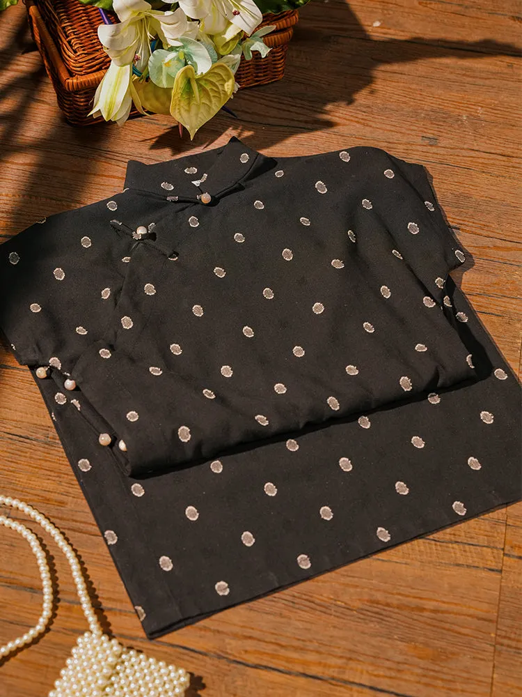 Shujing Qiu 水晶球 Crystall Ball Republic of China Polka Dot Pure Cotton Short Sleeve Qipao