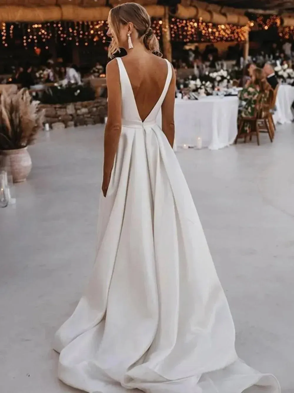 Simple Designed A Line Satin Wedding Dresses Sexy Backless Deep V Neck Split Long Beach Garden Bridal Gowns Robes de mariage