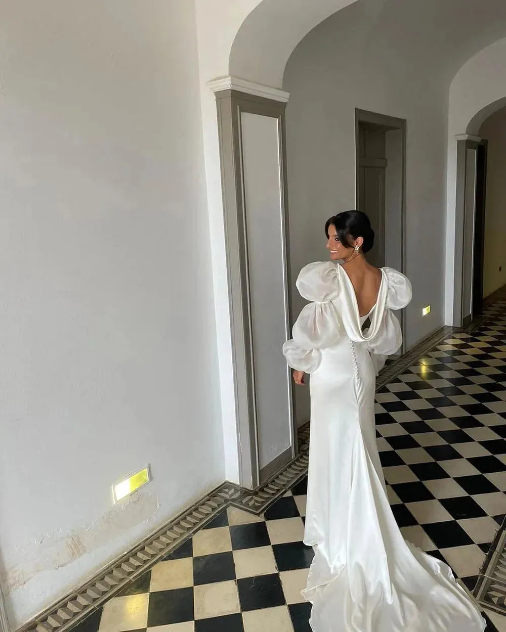 Simple Mermaid Wedding Dresses Halter Boho Wedding Bride Gown Sexy Backless Soft Satin Bridal Dress Robe De Mariee