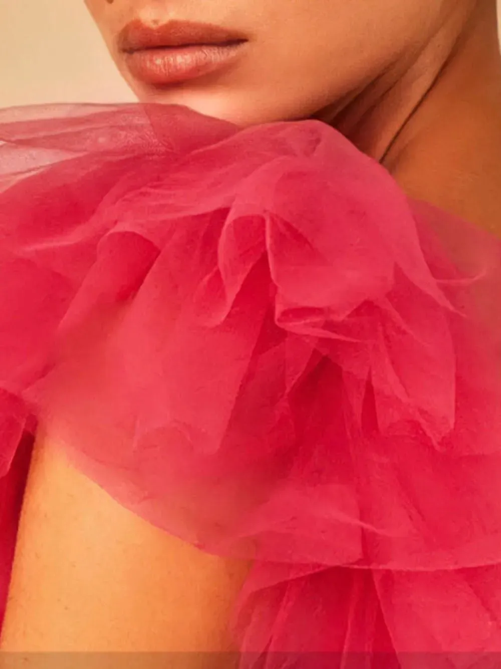 Simple Ruffles Tulle Prom Dresses Cap Sleeves V-neck Formal Prom Party Gowns Backless Long Women's Evening Dress