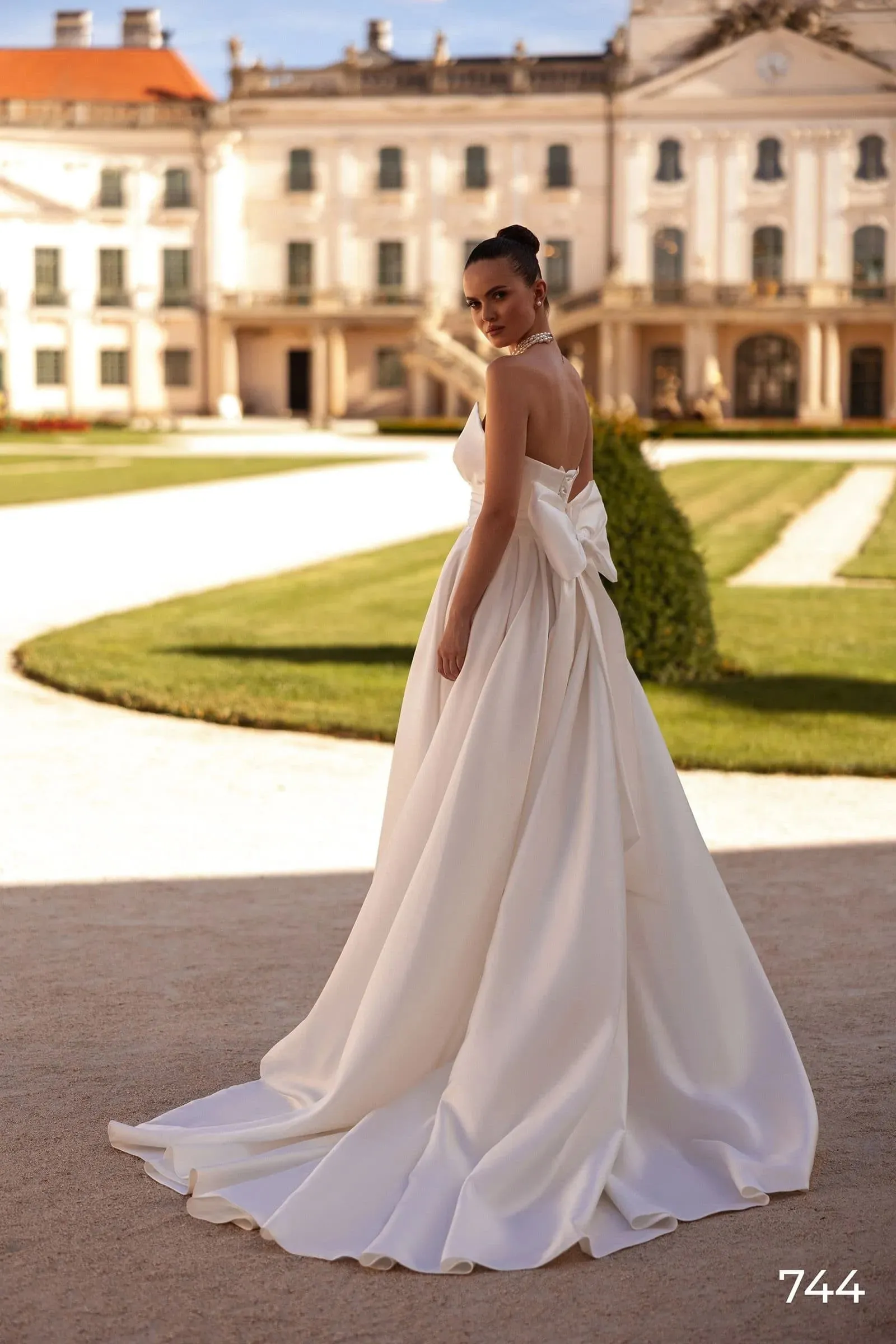 Simple Satin Wedding Dress for Women Off-the-Shoulder Sleeves Side Slit Customized Bride Dresses Long A Line Bridal Gown