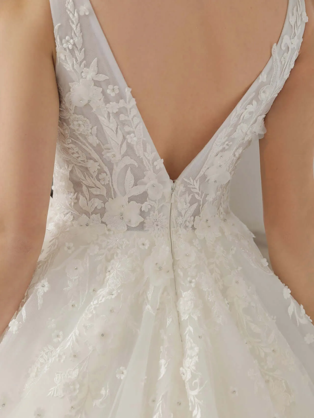 Sleeveless A-line Wedding Dress with Rhinestones | Isabella