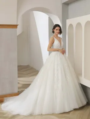 Sleeveless A-line Wedding Dress with Rhinestones | Isabella