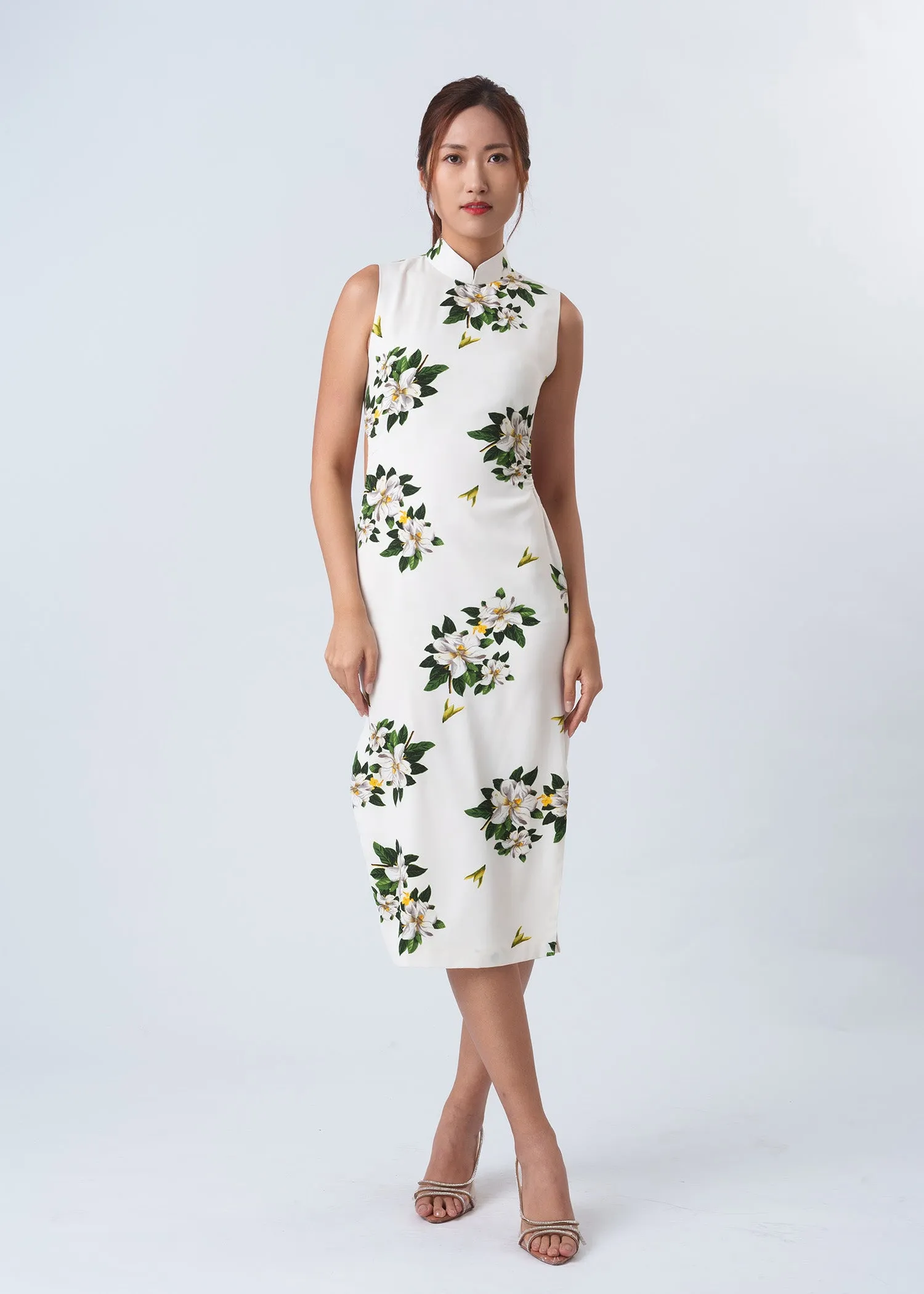 Sleeveless Floral Cut Out Qipao