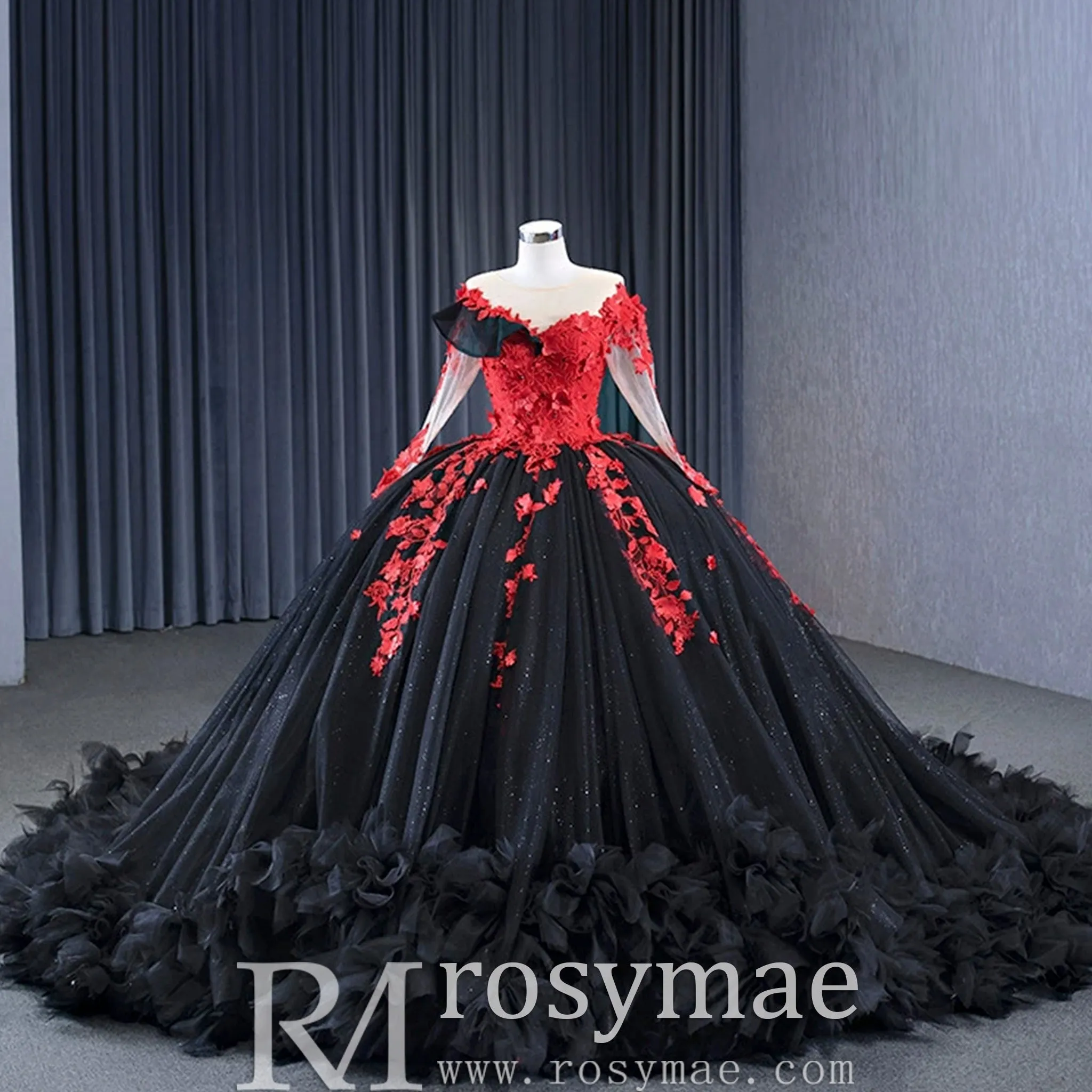 Sparkly Black Red Ball Gown Wedding Dress Lace Appliqued Quinceanera Gown