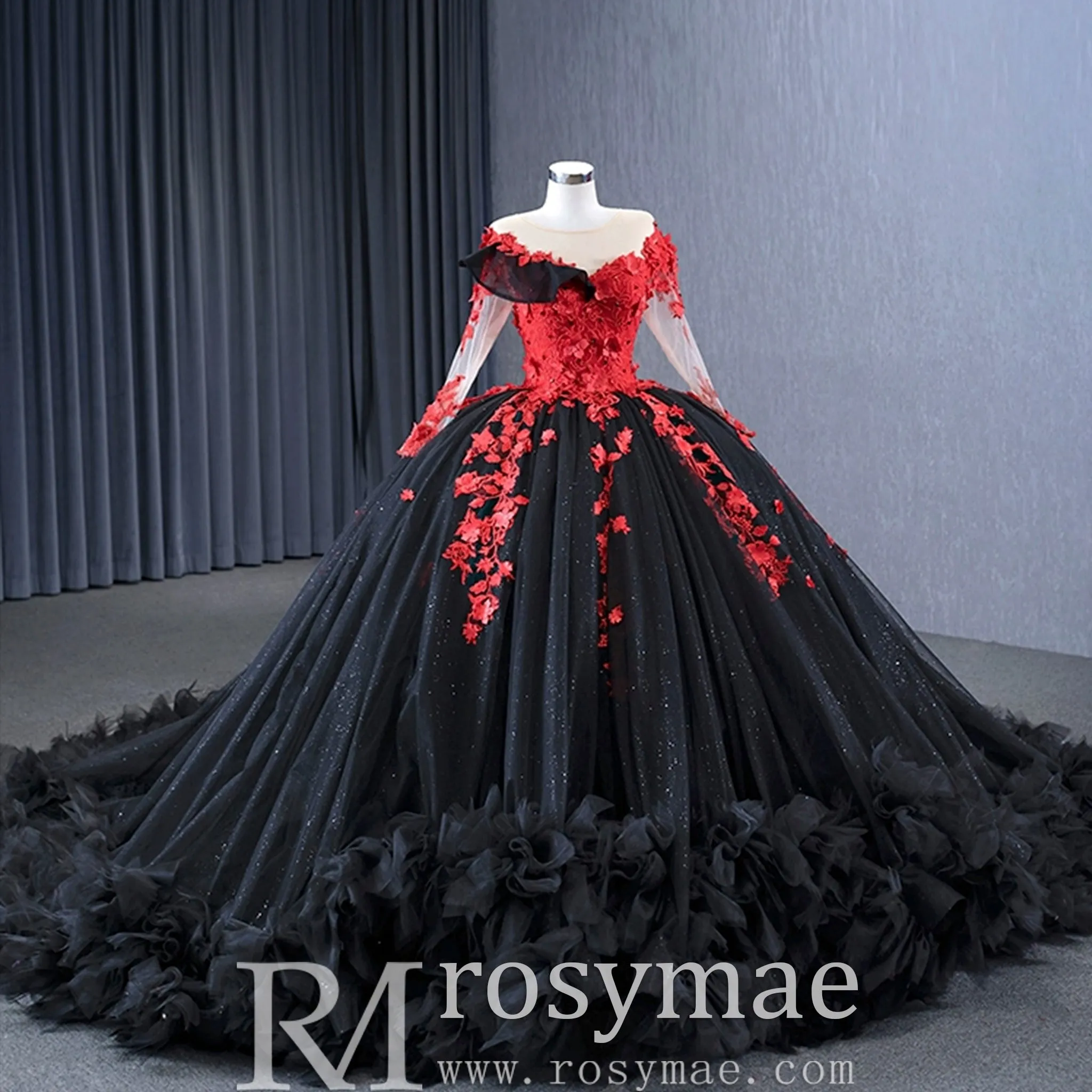 Sparkly Black Red Ball Gown Wedding Dress Lace Appliqued Quinceanera Gown