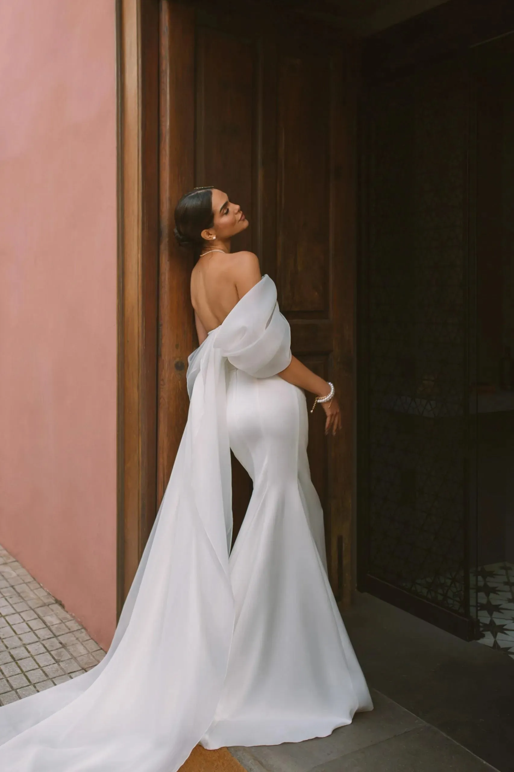 Summer Wedding Party Dresses Off The Shoulder Pleats Bridal Dress Mermaid Satin Women Bride Gowns With Train