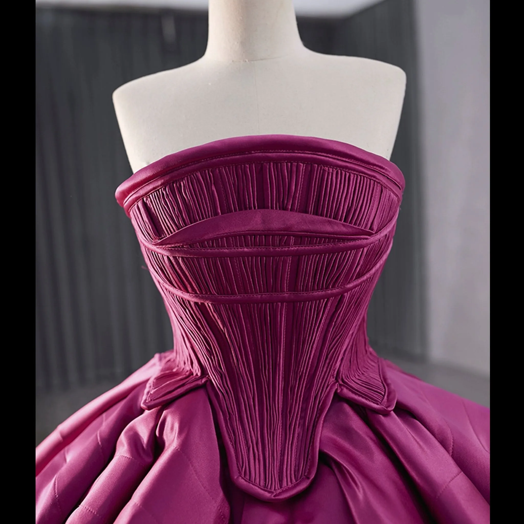 Tiered Ruffled Ssatin Homecoming Dress Strapless Short Prom Gown