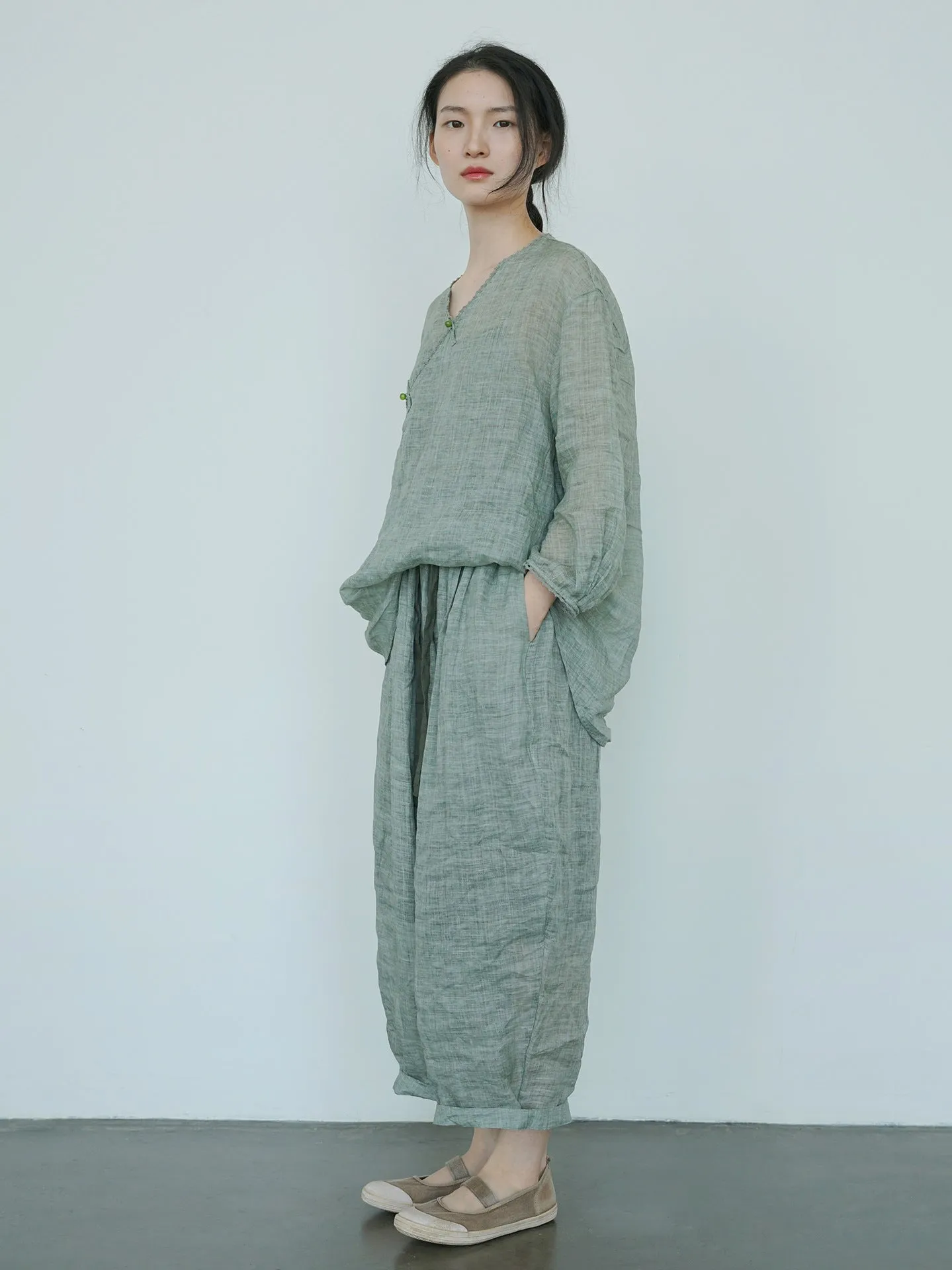 V-neck Ramie Cheongsam Qipao Top in Green