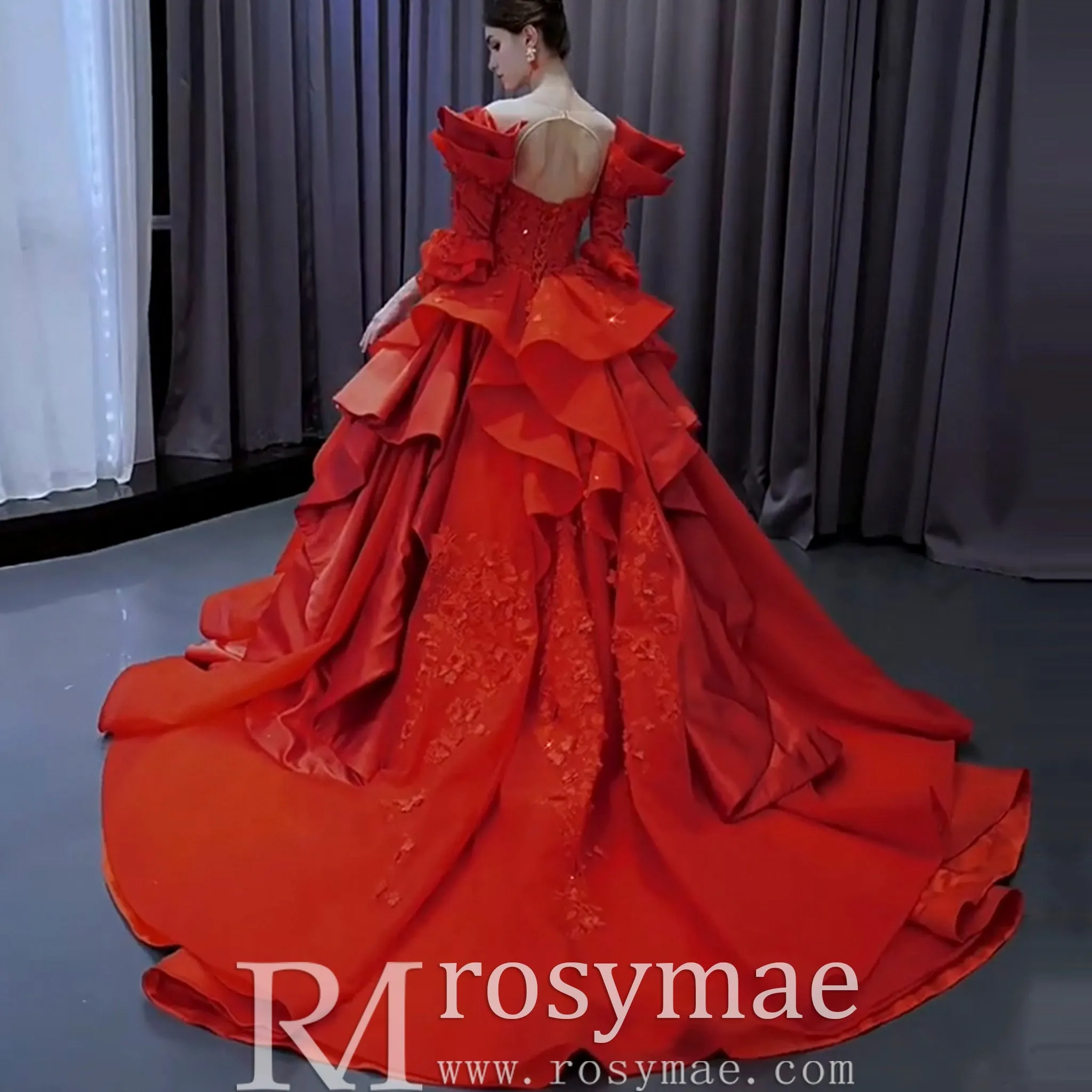 Vintage High-end Ruffles Wedding Dress Puffy 3/4 Sleeve Quinceanera Gown