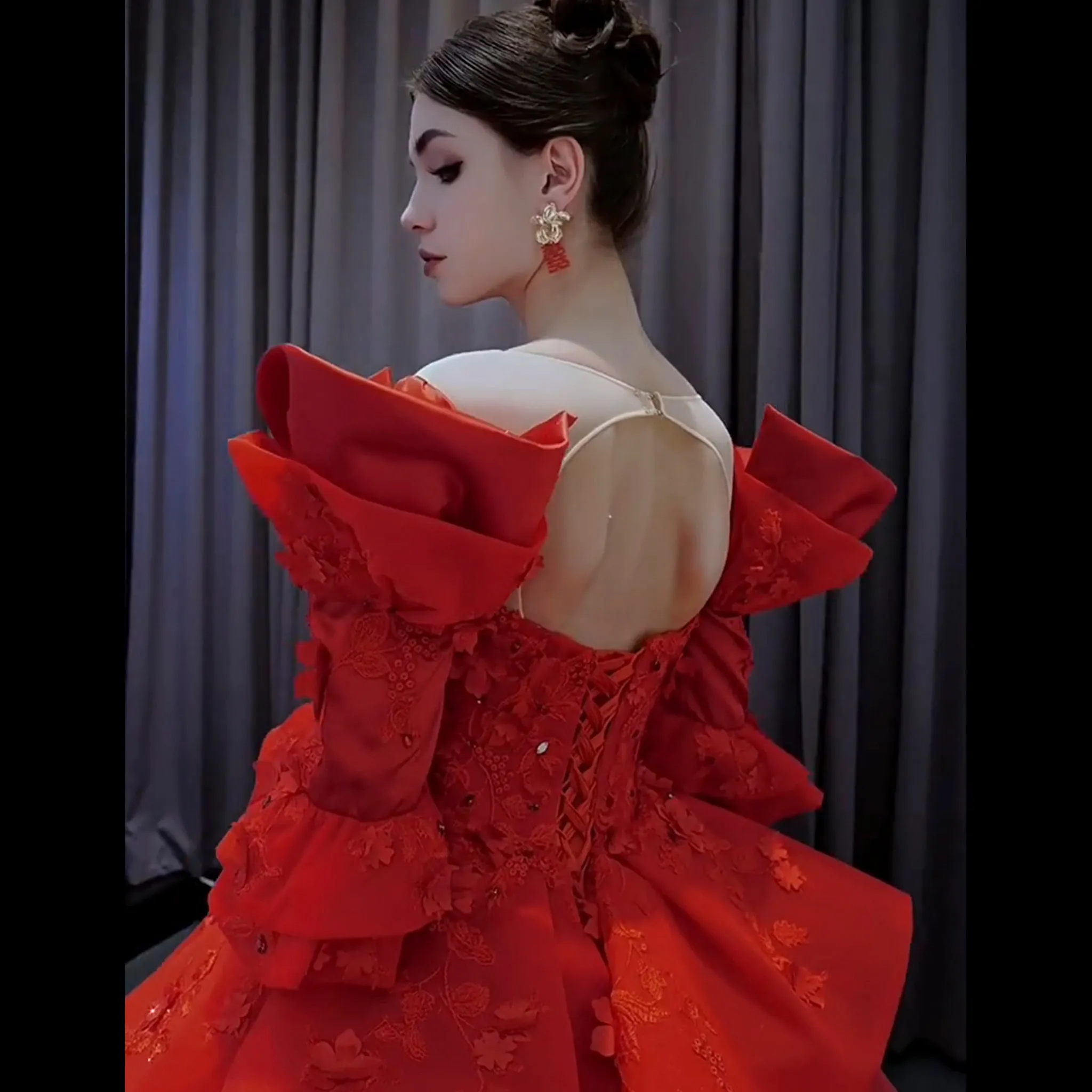 Vintage High-end Ruffles Wedding Dress Puffy 3/4 Sleeve Quinceanera Gown