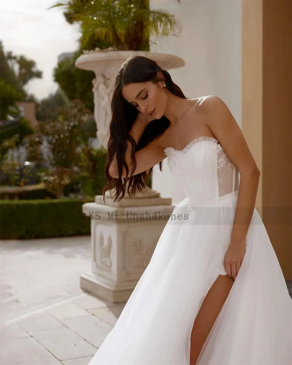 Vintage Wedding Dresses White Tulle Lace Beads Wedding Gowns Split Side Vestidos de Noiva Beach Women Bride Dress Sash 2025
