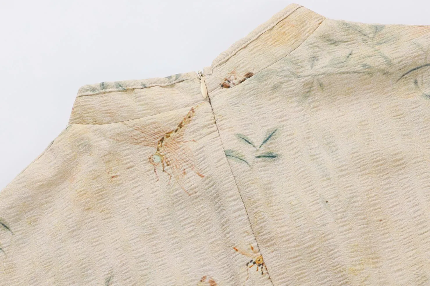 Women's Fitted A-line Qipao in Chiffon with Toggle Button