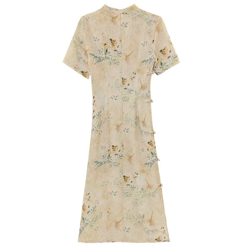 Women's Fitted A-line Qipao in Chiffon with Toggle Button