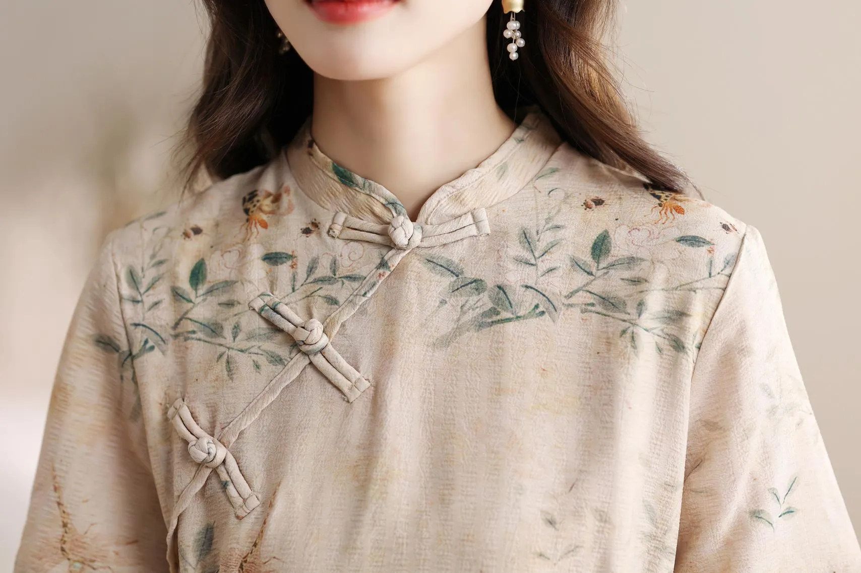 Women's Fitted A-line Qipao in Chiffon with Toggle Button