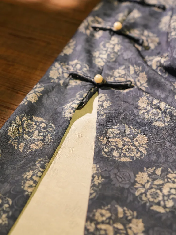 Xian Bing 馅饼 Cobbler Republic of China Floral Jacquard Short Sleeve Qipao